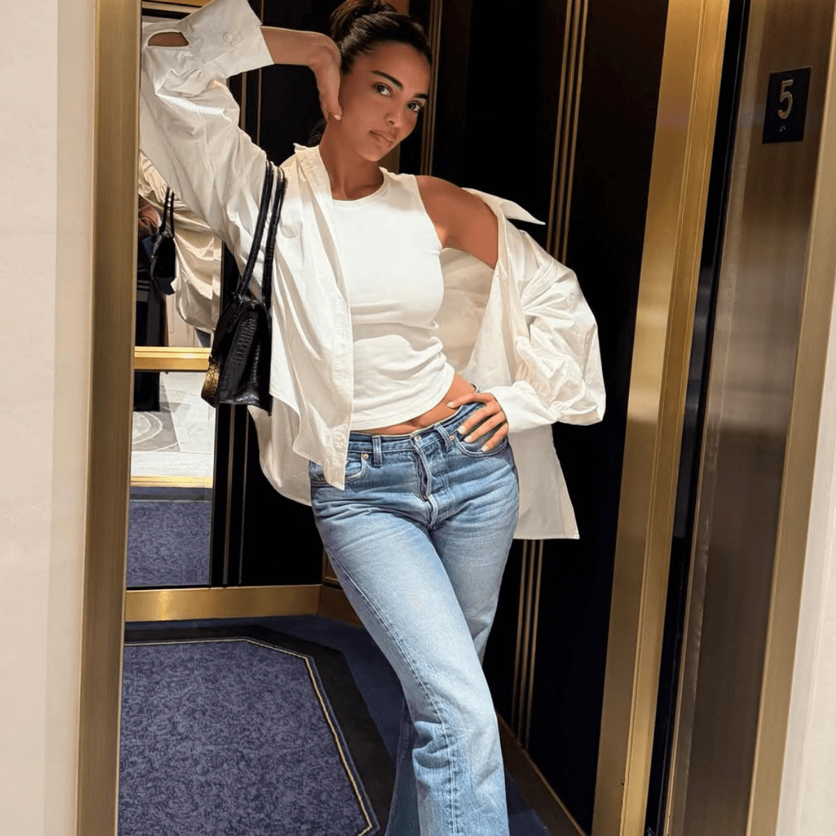  This One Shoe Trend Is Quietly Replacing Sneakers This Spring 