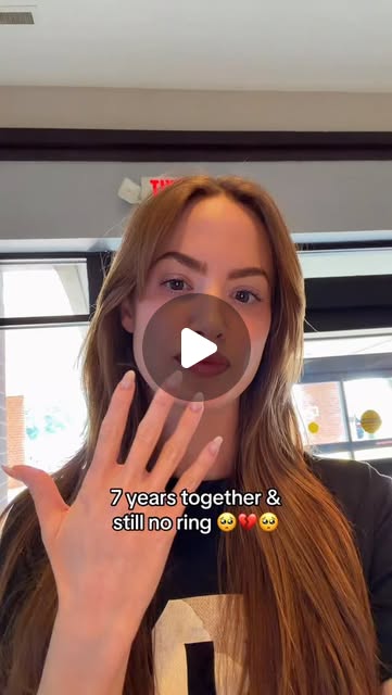 @austivote when are u gonna pop the question 🥺