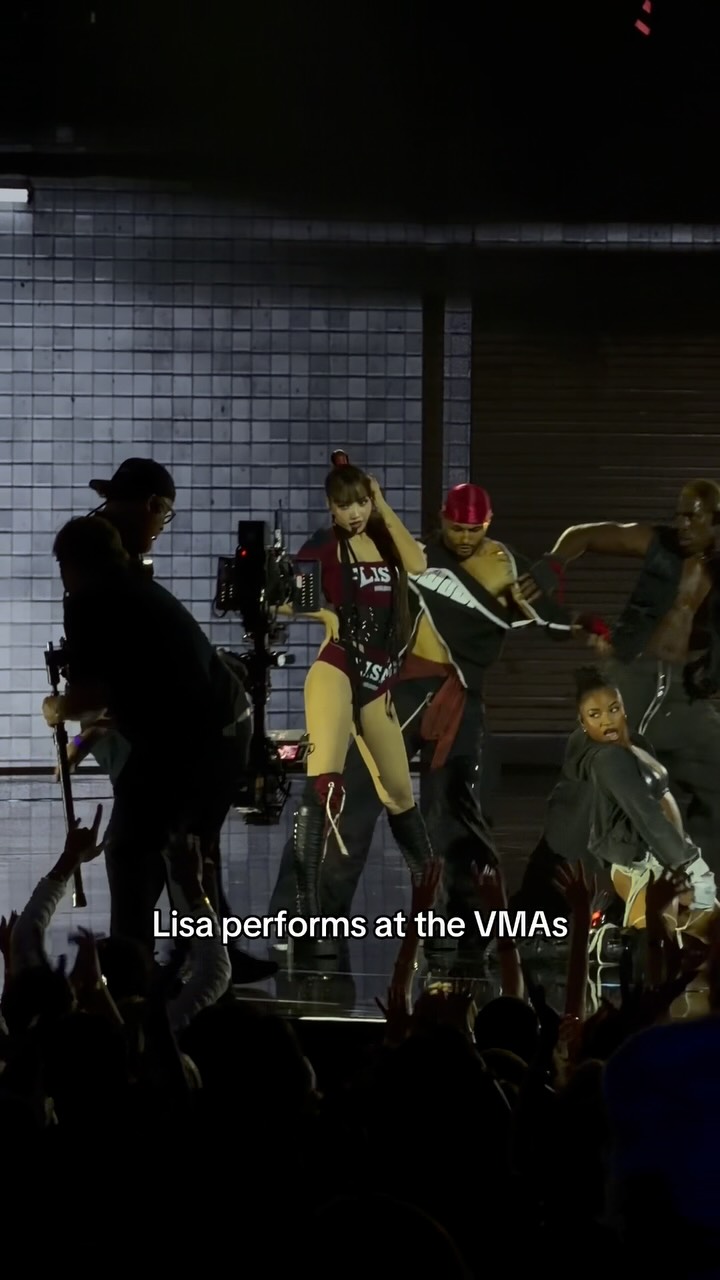 Lisa's VMA moment is here and the chaos is couture